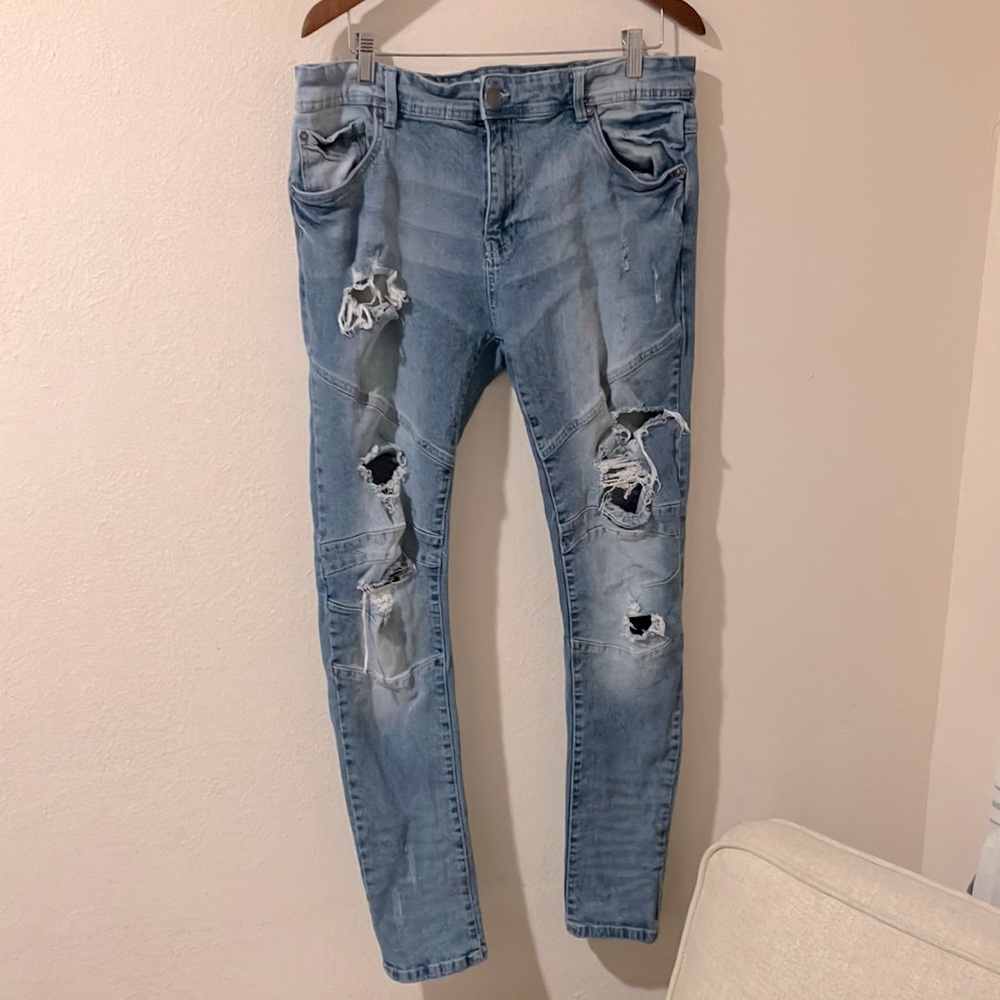Men's Distressed Blue Jeans